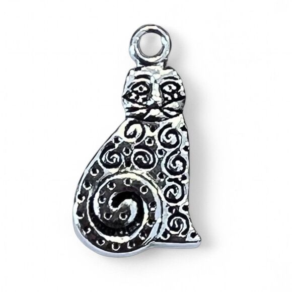 Cat Charm - Picture 5 of 6